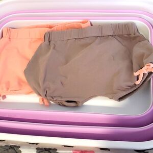 2 pair 18m SOLD SOLD shorts with bows coral & taupe